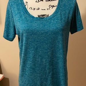 Women’s Nike Dry Fit Tee-Shirt Size Large Soft Comfortable